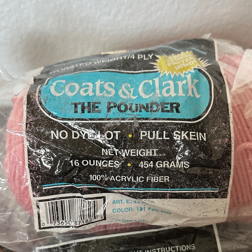 The Pounder Acrylic Yarn Skein - Pink Coats & Clark no dye Lot 4 ply